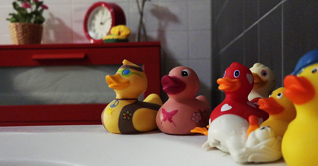 Protect Yourself from Chemicals with a Non-toxic Bathroom Cleaner